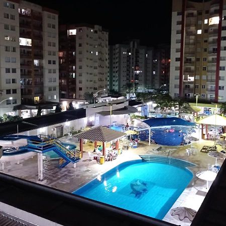 Privê das Thermas 01 - Ar Split nos 2 quartos, ventilador na sala, purificador Soft gelada natural Caldas Novas Exterior foto